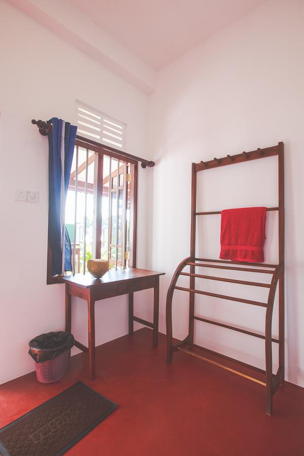 Lazies Midigama Hotel ภายนอก รูปภาพ
