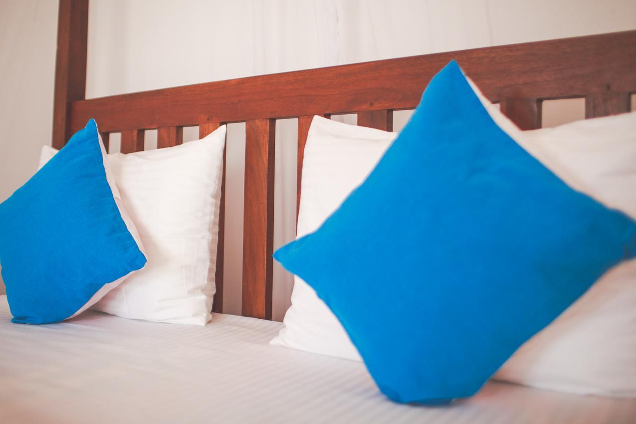 Lazies Midigama Hotel ภายนอก รูปภาพ